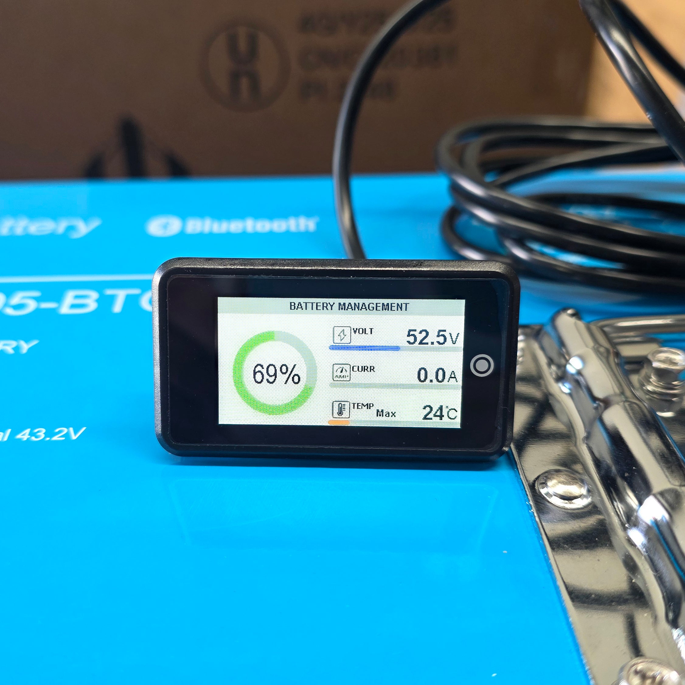 Amptron 1.9" RS485 BMS Display for 48V 105Ah Golf Cart Battery Display